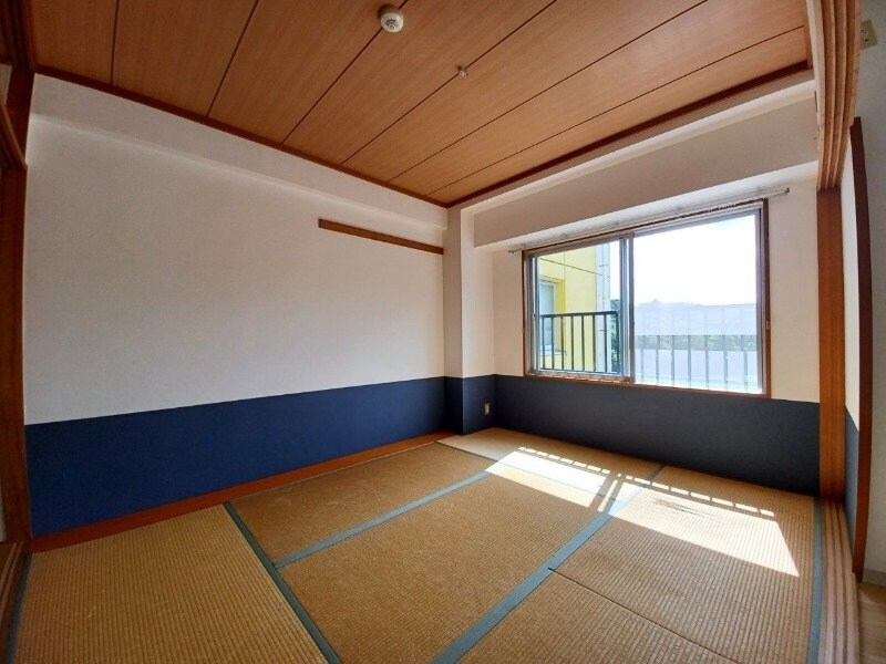 物件内観写真26　(同型反転部屋写真です。)