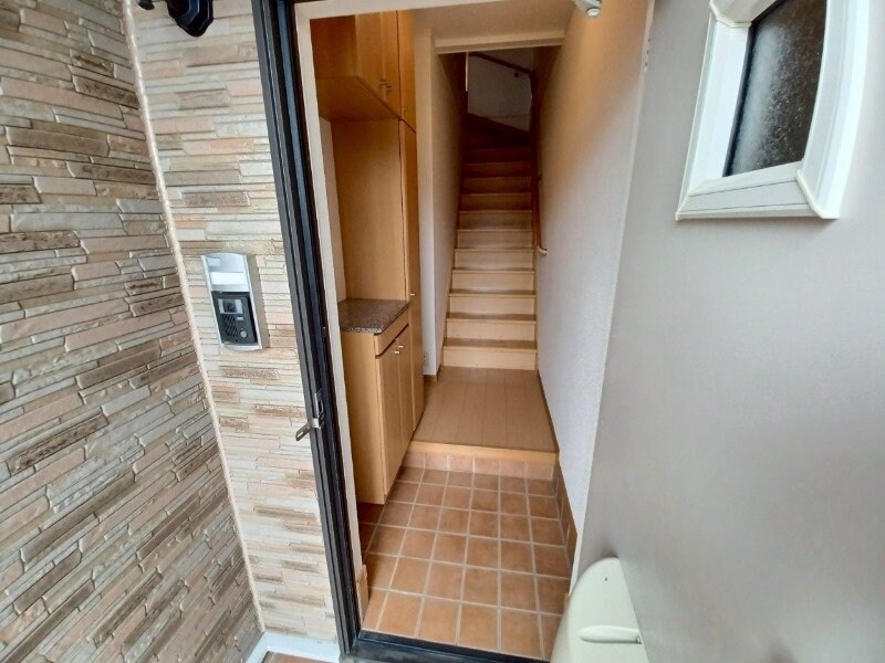 物件内観写真13　(同型反転タイプの画像)