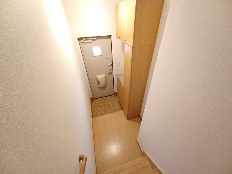 物件内観写真24　(同型反転タイプの画像)