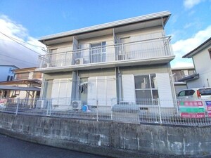 シャンポール中西外観写真