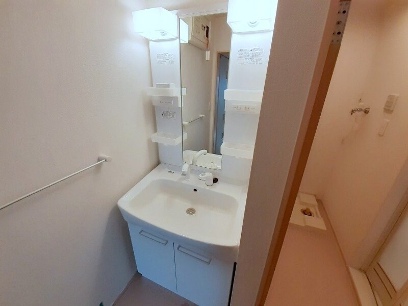 物件内観写真17　(同型参考写真)