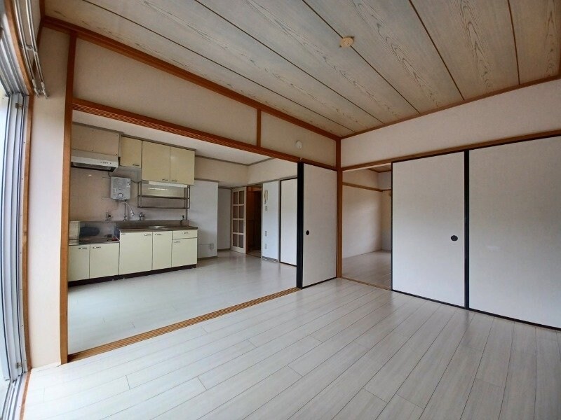 物件内観写真4　(同物件別部屋のお写真です。)