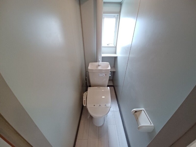 物件内観写真8　(同物件別部屋のお写真です。)