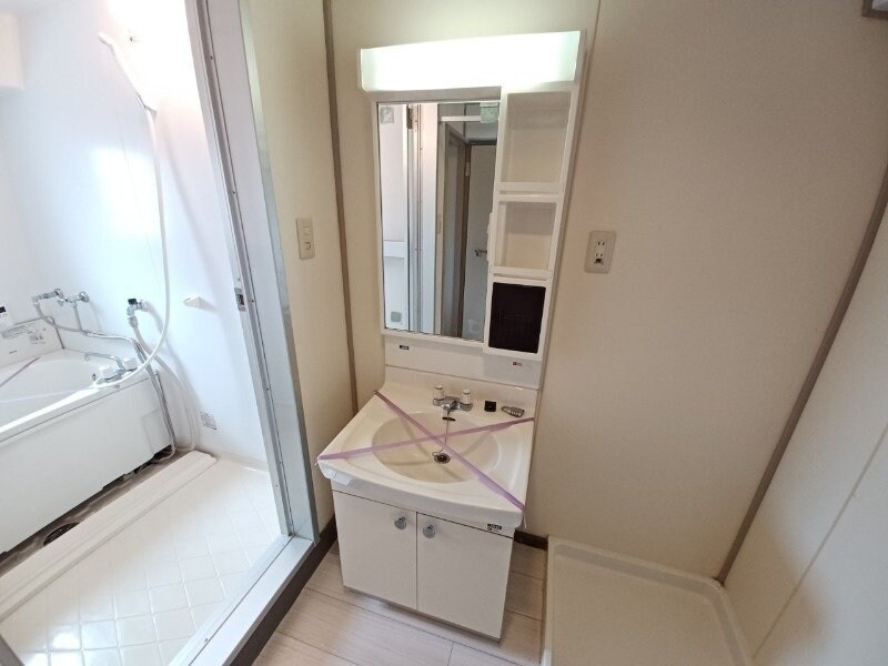 物件内観写真9　(同物件別部屋のお写真です。)