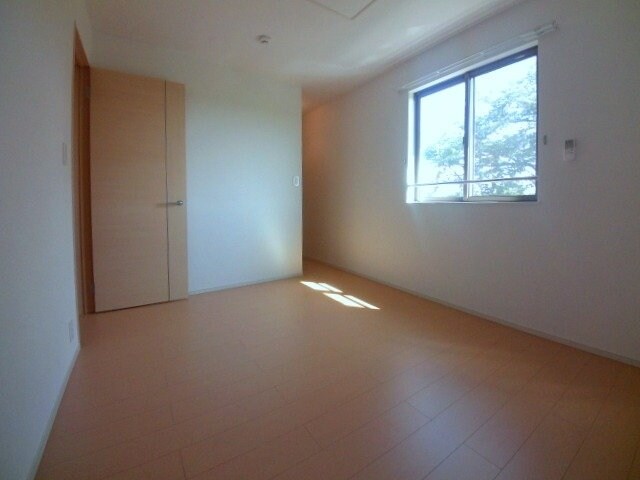 物件内観写真12　(同タイプの部屋写真です)