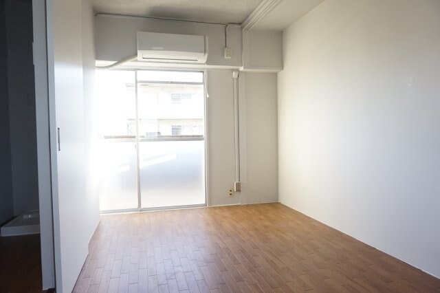 物件内観写真3　(同型)