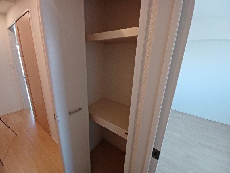 物件内観写真16　(同型反転タイプのお写真です)