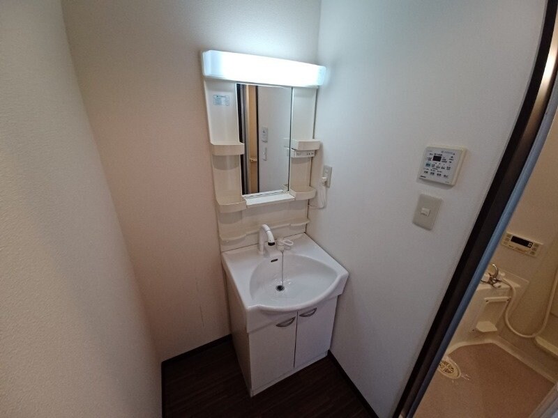 物件内観写真7　(同型反転タイプのお写真です)