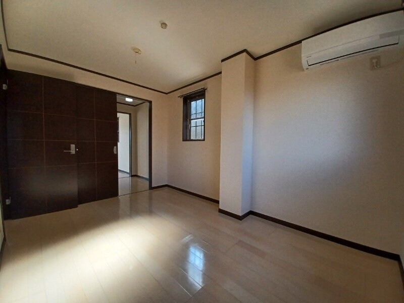 物件内観写真10　(同型反転タイプのお写真です)