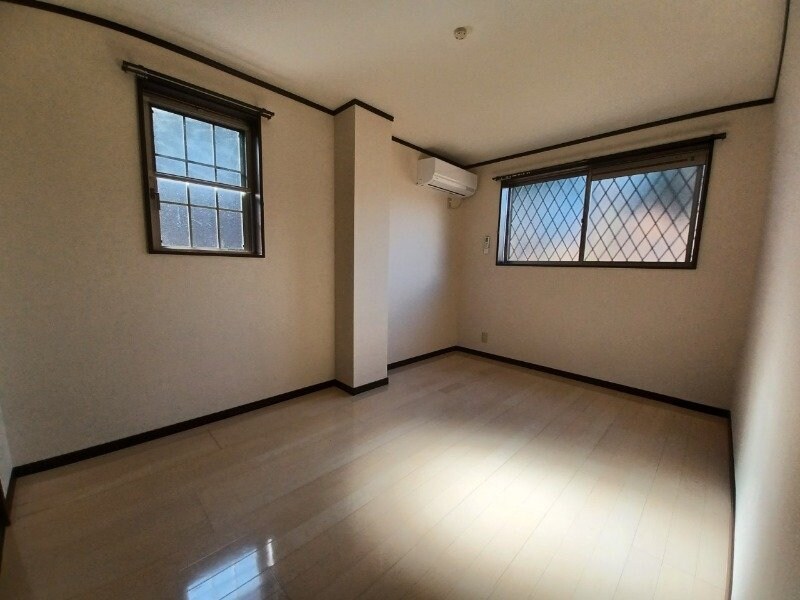 物件内観写真11　(同型反転タイプのお写真です)