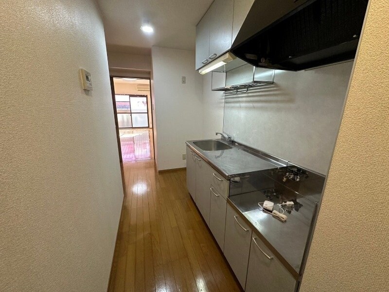 物件内観写真11　(同型別室のお写真です)