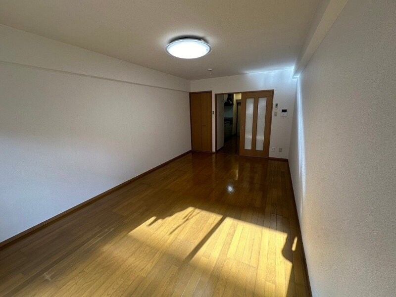 物件内観写真15　(同型別室のお写真です)