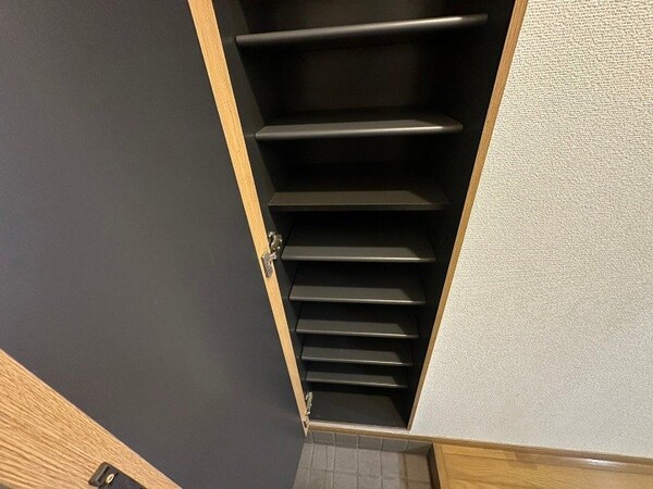 収納(同型別室のお写真です)