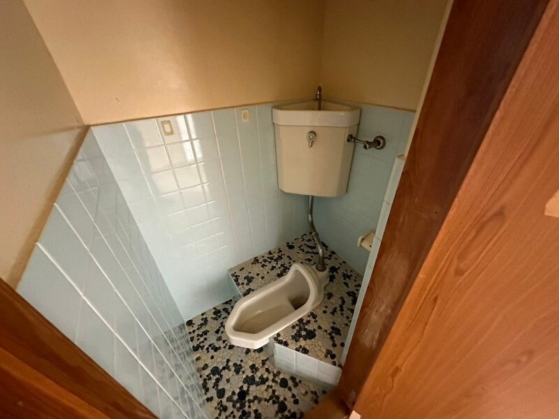 物件内観写真7　(同型別室のお写真です)