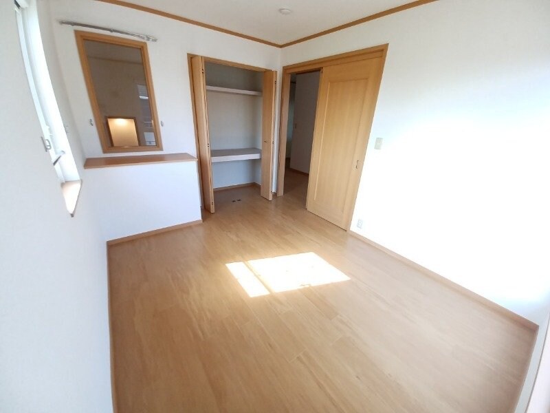 物件内観写真11　(同型反転参考写真)