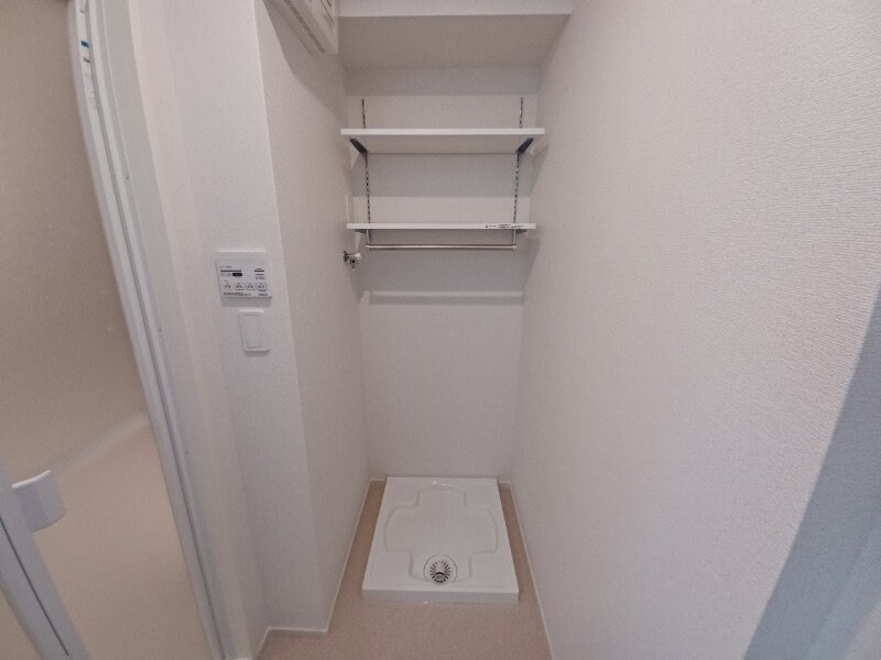 物件内観写真10　(同型反転参考写真)