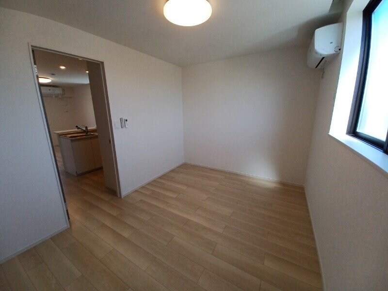 物件内観写真14　(同型反転参考写真)