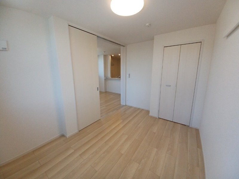 物件内観写真18　(同型反転参考写真)