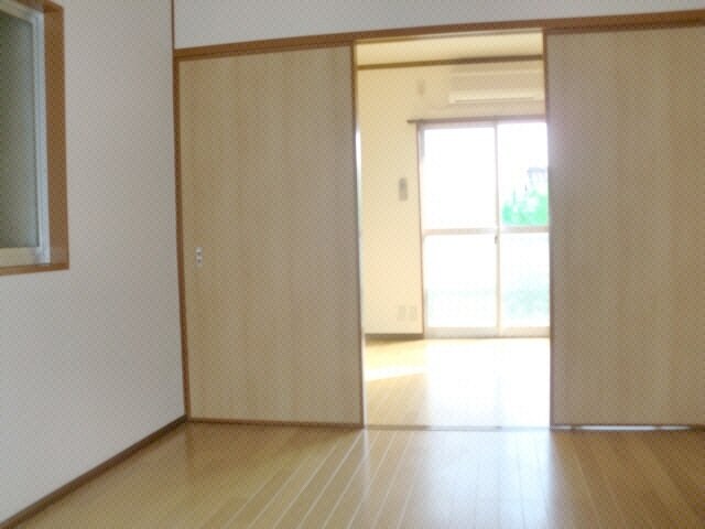 物件内観写真5　(居室)