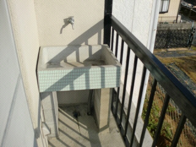 物件内観写真11　(ベランダ)