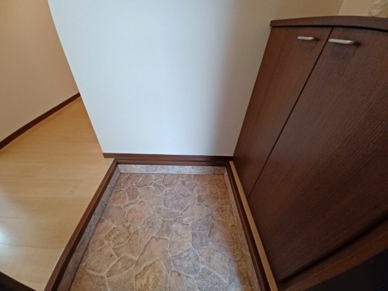 物件内観写真11　(同物件別室反転写真)