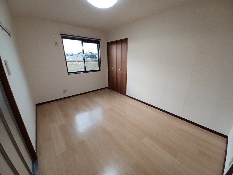 物件内観写真18　(同物件別室反転写真)