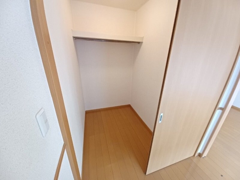 物件内観写真12　(同物件別室写真)