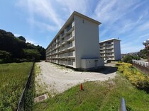 ビレッジハウス伊勢南部1号棟の外観写真