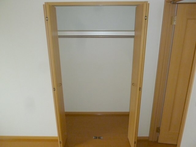 物件内観写真12　(同タイプの部屋写真です)