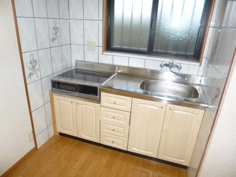 物件内観写真5　(同一物件別部屋の写真です)