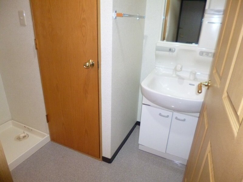 物件内観写真9　(同一物件別部屋の写真です)