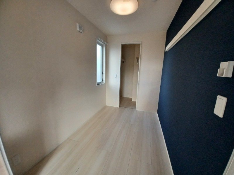 物件内観写真8　(同一タイプ　別部屋内装)