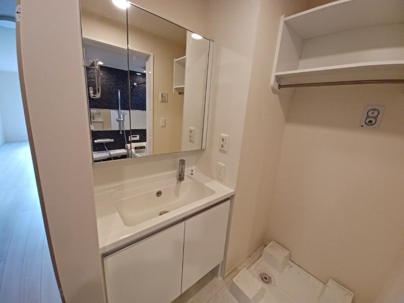 物件内観写真12　(同一タイプ　別部屋内装)