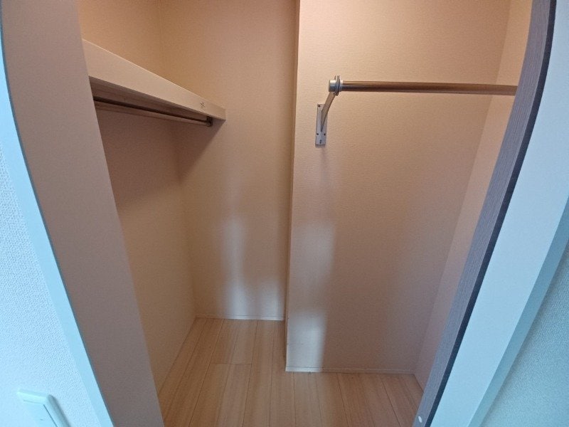 物件内観写真13　(同一タイプ　別部屋内装)