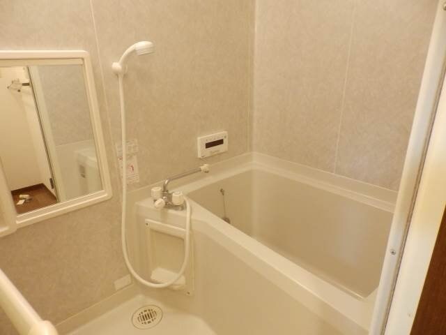 物件内観写真7　(同型物件写真です)