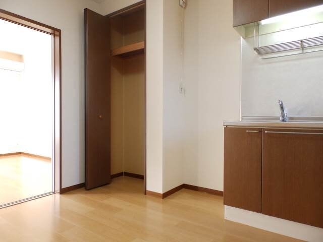 物件内観写真11　(同型物件写真です)