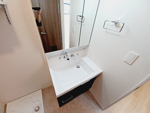 洗面所(別部屋同型タイプです。)
