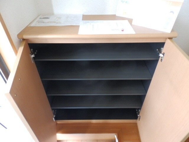 物件内観写真19　(別部屋同型タイプ写真です。)