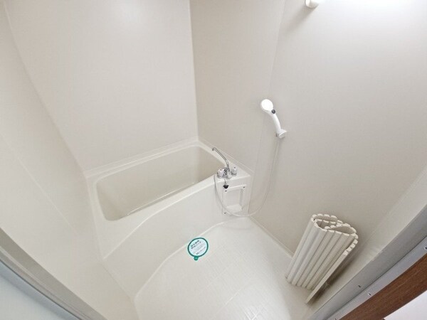 バス／シャワールーム等(同物件別部屋写真)