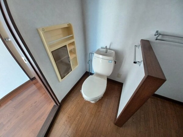 トイレ(同タイプの部屋写真です。)