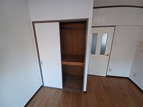 収納(同タイプ部屋写真です。)