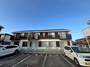 クローバーハイツ中川外観写真