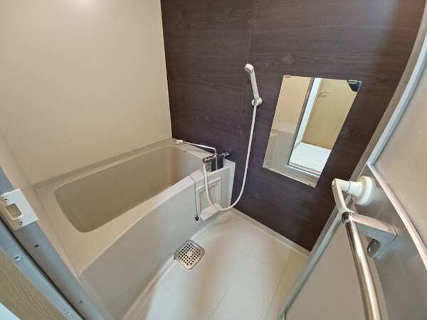 バス／シャワールーム等(同物件別部屋のお写真です。)