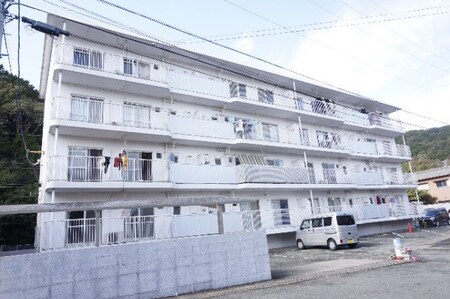 ベルメゾンⅢ外観写真