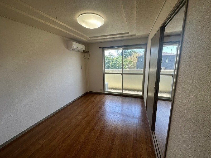 物件内観写真6　(同物件別部屋参考写真)