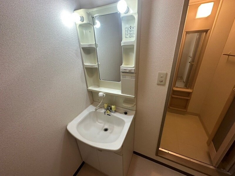 物件内観写真11　(同物件別部屋参考写真)