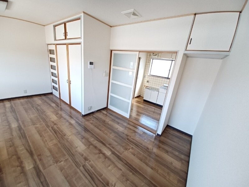 物件内観写真6　(別部屋反転写真です)