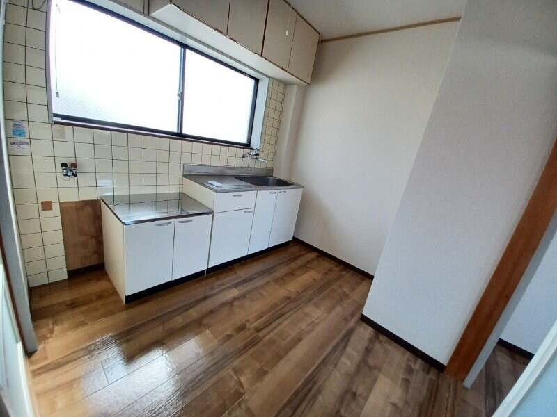 物件内観写真9　(別部屋反転写真です)