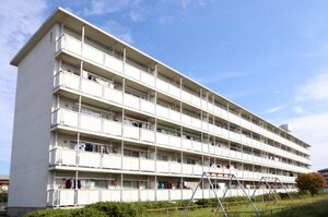 ビレッジハウス船江２号棟外観写真