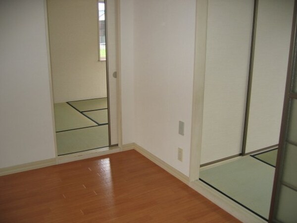その他(同型参考写真)